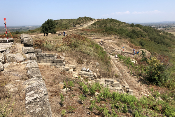 Apollonia-Le secteur de fouille, avec l’acropole nord