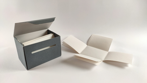 Enveloppes et boîtes de conditionnement pour les plaques de verre restaurées / EFA, Fonds J. Chamonard, cl. D. Griva