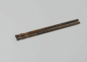 Flûte datée d'environ 332 - 395 av. J.-C.Vue plongeante © 2017 Musée du Louvre / Christian Décamps