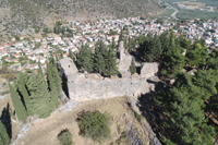 Le château d'Amphissa vu du ciel, pendant les opérations de relevé par drone / EFA, Equipe Fortifications de Phocide et de Locride - L. Fadin